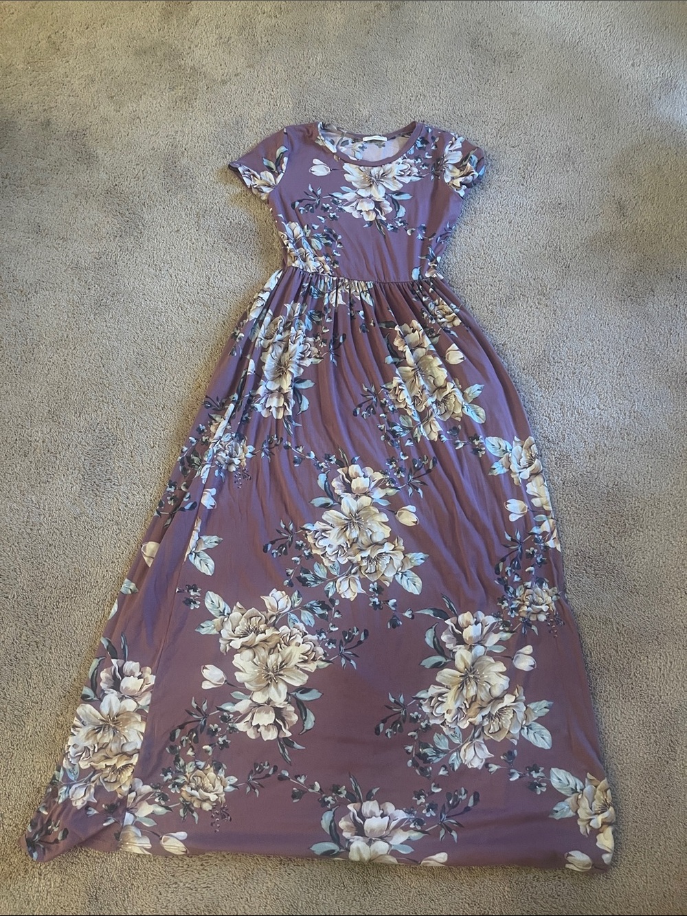 Pinkblush dress size Medium - Mauve Floral Maxi with Cream Blooms
